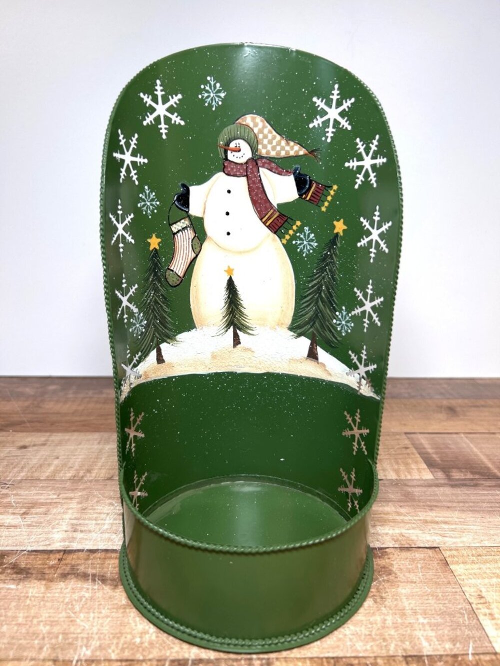 Yankee Candle Co Metal Wall Sconce Snowman Holiday Decor With Snowflakes Design